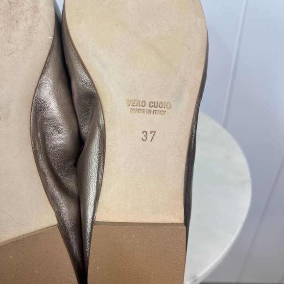 Bells & Becks Gold Ballet Flats 100% Leather SZ 37 US 7 - Picture 5 of 6